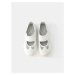 Bershka Slip-on obuv  biela