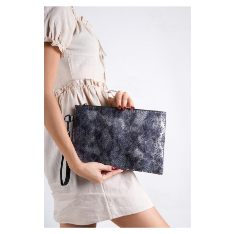 Capone Outfitters Clutch - Gray - Tie-dye print