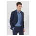 ALTINYILDIZ CLASSICS Men's Navy Blue Slim Fit Slim Fit Monocollar Navy Blue Suit.
