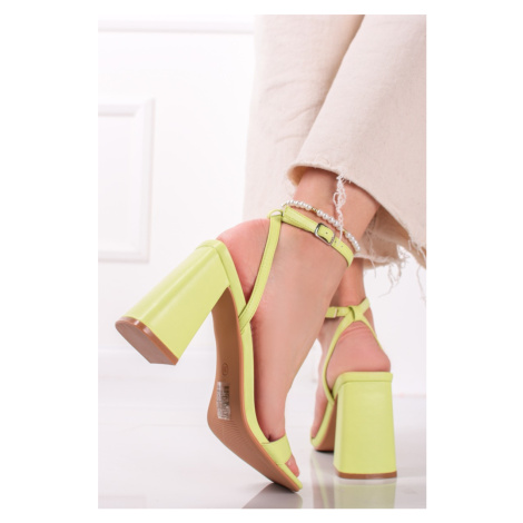 Svetlozelené sandále na hrubom podpätku Clarisse Ideal