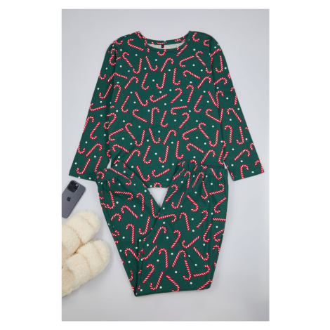 Trendyol Curve Green New Year Themed Knitted Pajama Set