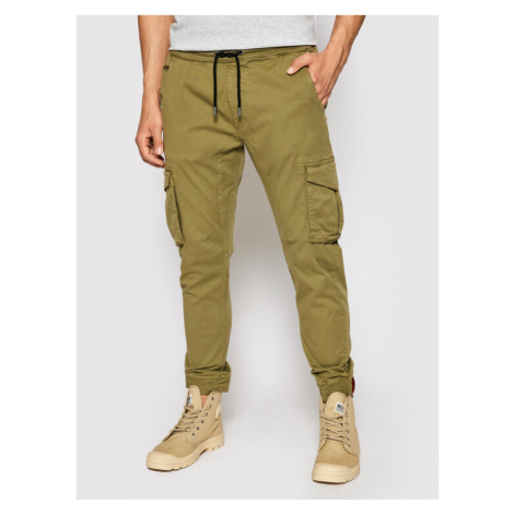 Alpha Industries Jogger nohavice 116202 Zelená Tapered Fit