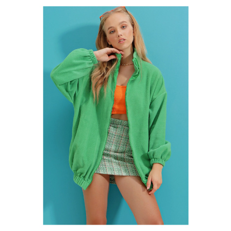 Trend Alaçatı Stili Women's Green Stand Up Collar Zippered Fleece Sweatshirt