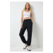 Happiness İstanbul Women's Black Soft Textured Jogging Sweatpants