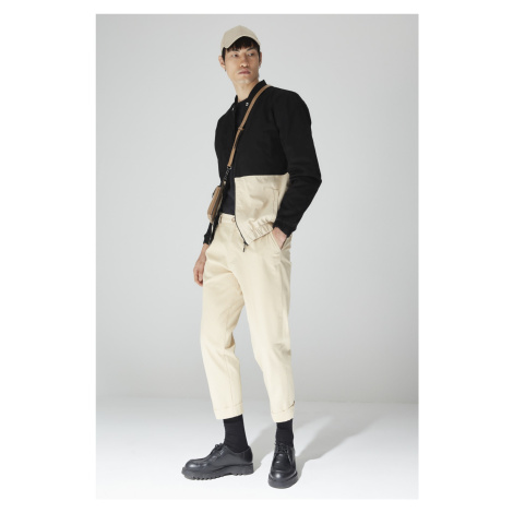 Trendyol Limitovaná edícia Béžové pánske nohavice s pásom a dvojitým záhybom