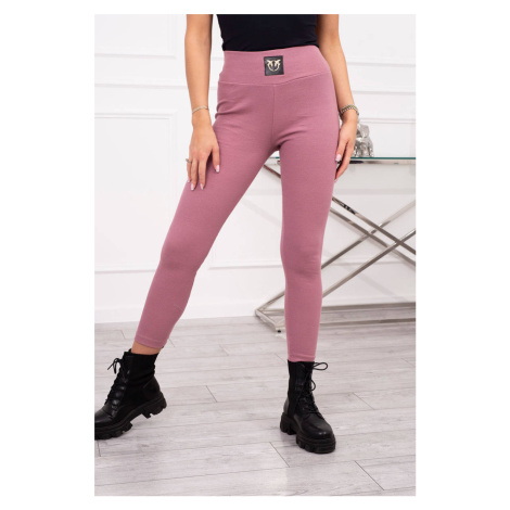 Ribbed high-waisted leggings of dark pink color