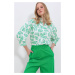 Trend Alaçatı Stili Women's Green Leaf Patterned Balloon Sleeve Linen Shirt with Hidden Pop Up