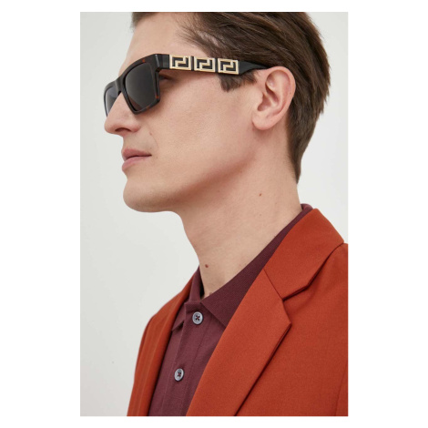 Slnečné okuliare Versace pánske, hnedá farba, 0VE4445