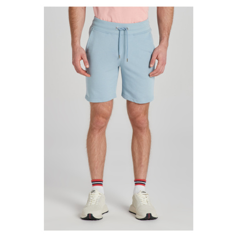 TEPLÁKOVÉ ŠORTKY GANT REG SHIELD SWEAT SHORTS DOVE BLUE