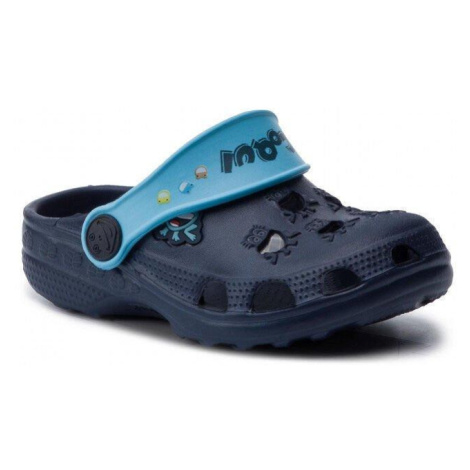 Chlapčenské šľapky a žabky Coqui