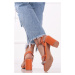 Oranžové sandále na hrubom podpätku Holly