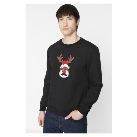 Trendyol Men's Black Regular Fit Crew Neck Christmas Theme Embroidered Sweatshirt