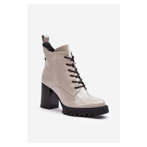 Patented insulated high-heeled shoes, light grey S.Barski