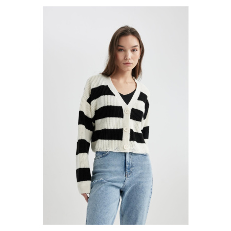 DEFACTO Relax Fit Striped V-Neck Knitwear Cardigan