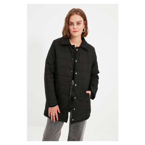 Trendyol Čierna košeľa Golier Prešívaný sezónny puffer Nafukovací kabát so zapínaním na patentky