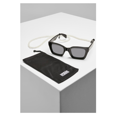 Slnečné okuliare Poros s čiernou retiazkou/čierne Urban Classics