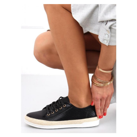 Dámske vychádzkové tenisky