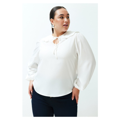 Trendyol Curve Ecru Baby Collar Woven Blouse