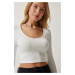 Happiness İstanbul Women's White U Neck Ribbed Crop Knitwear Blouse