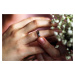 OLIVIE Strieborný rhodiovaný prsteň so zirkónmi 3771