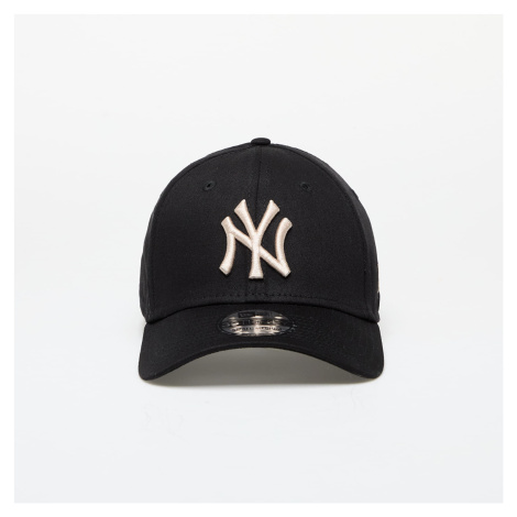 New Era New York Yankees League Essential 39THIRTY Stretch Fit Cap Black/ Stone