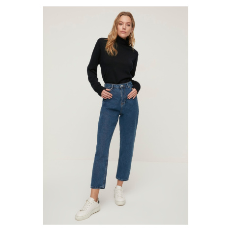 Dámske džínsy boyfriend Trendyol