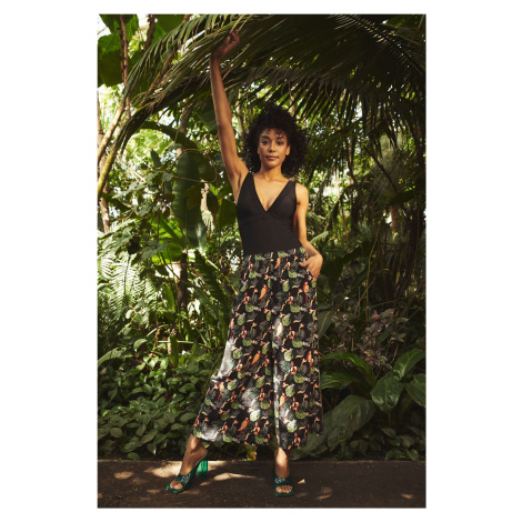 Culottes with a tropical print Moodo