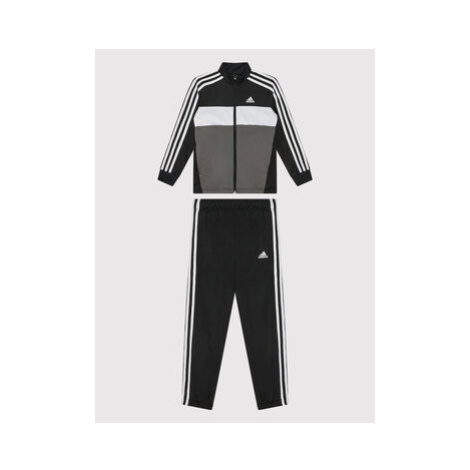 Dievčenské športové súpravy Adidas
