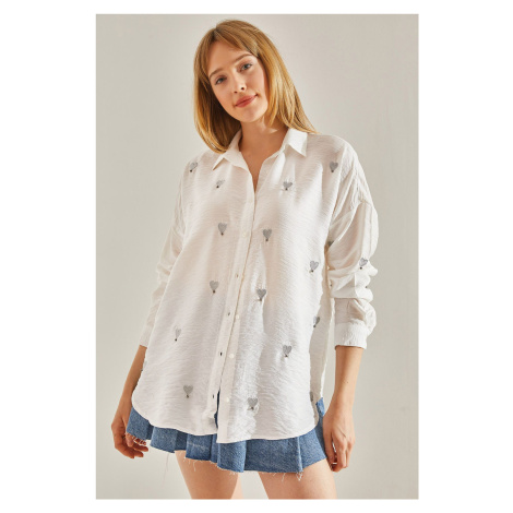 Bianco Lucci Women's White Linen Airobin Heart Embroidered Oversize Shirt