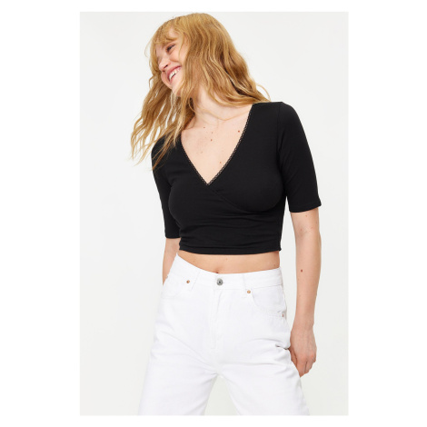 Trendyol Black Double Breasted Neck Crop Fitted Lace Detail Cotton Stretch Knitted Blouse