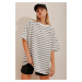 Trend Alaçatı Stili Women's White Crew Neck Striped Oversized T-Shirt