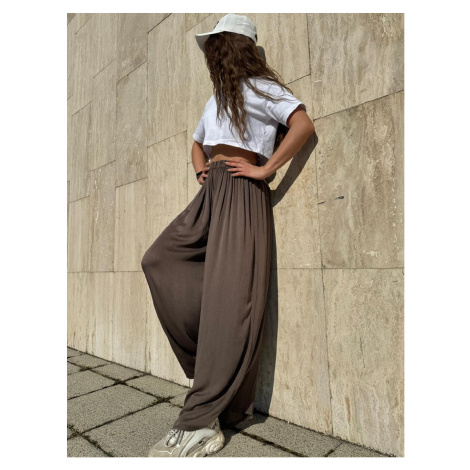 Tmavohnedé široké nohavice iMóda