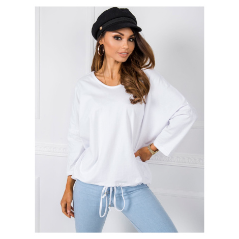 Excessive white cotton blouse