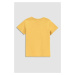 Detské bavlnené tričko Coccodrillo žltá farba, s potlačou