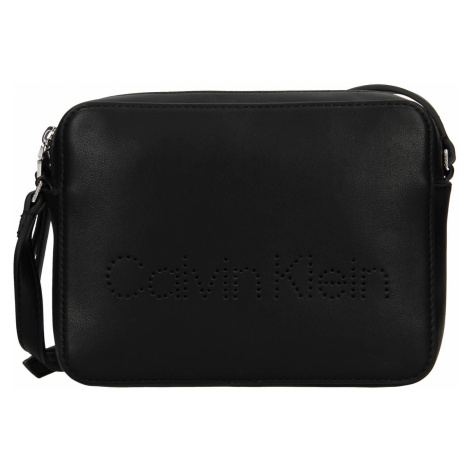 Dámská crossbody kabelka Calvin Klein Vitra - čierna