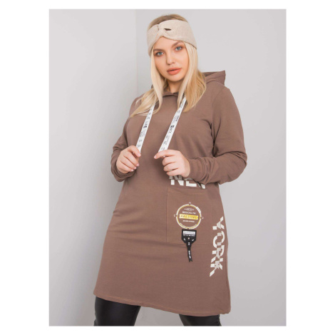 Plus the size of a brown cotton tunic