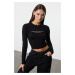 Trendyol Black Slogan Printed Crop Stretch Knit Blouse