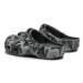 Crocs Šľapky Classic Printed Camo Clog 206454 Sivá