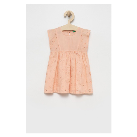 Dievčenské bavlnené šaty United Colors of Benetton oranžová farba, midi, áčkový strih