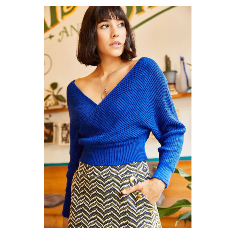 Olalook Women's Sax Blue Front Back V Waist Top Crop Knitwear Sweater