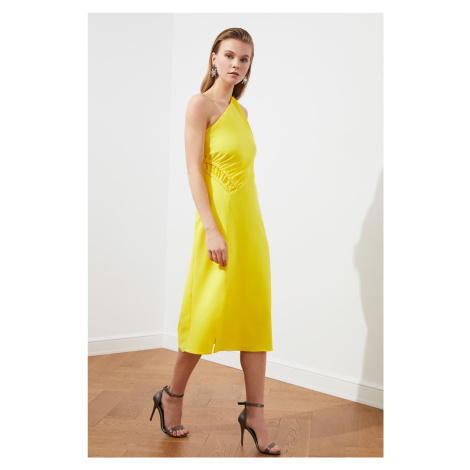 Trendyol žltá volánik detailné šaty