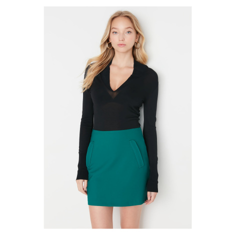 Zelená tkaná sukňa s vreckom od značky Trendyol