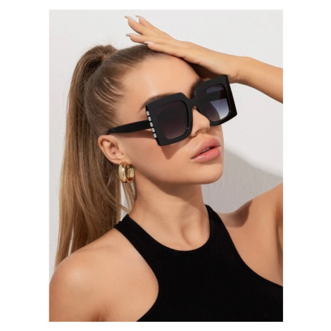 Čierne slnečné hranaté okuliare iMóda