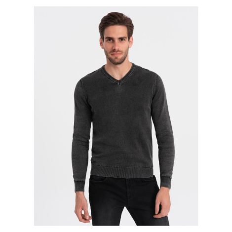 Ombre Washed men's pullover with a v-neck - black