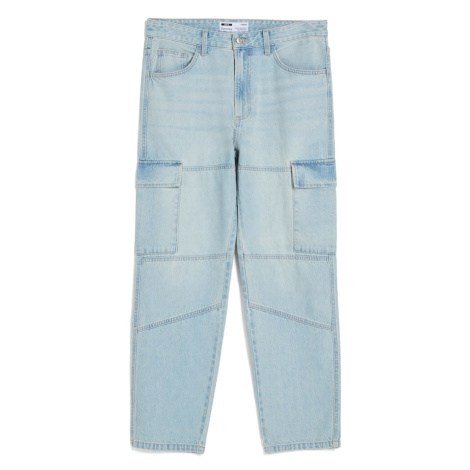 Pánske džínsy loose Bershka