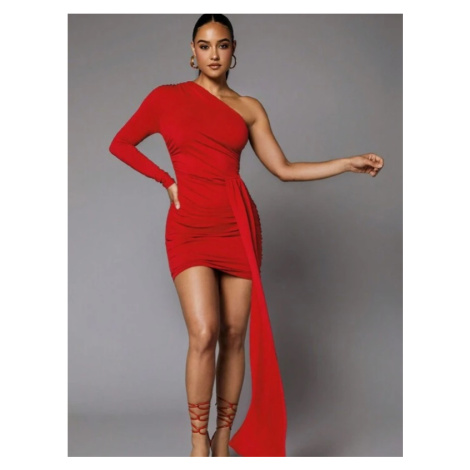 Červené šaty luxus iMóda