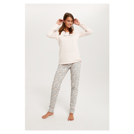 Women's pajamas Karla, long sleeves, long legs - salmon pink/print Italian Fashion