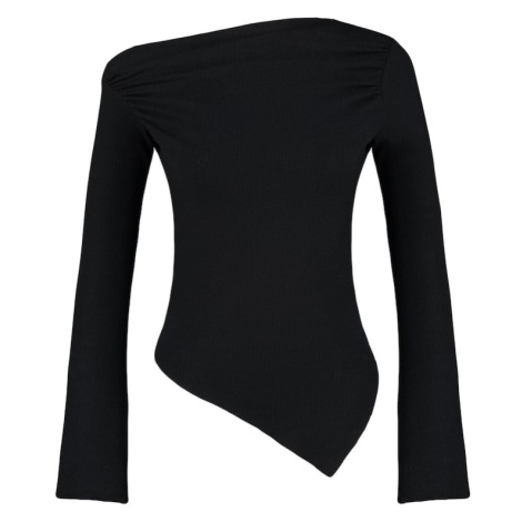 Dámske blúzky Trendyol