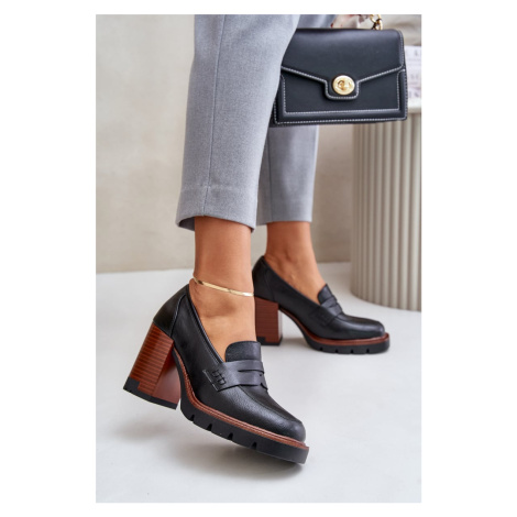 Women's heeled shoes made of eco-leather black vinceza