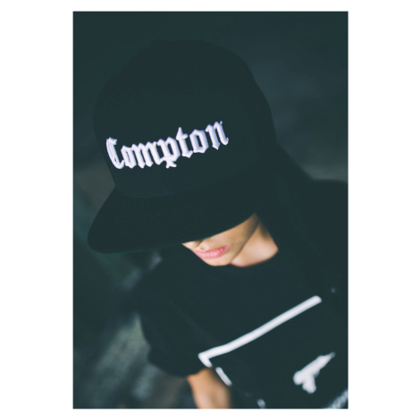 Compton Snapback Black mister tee